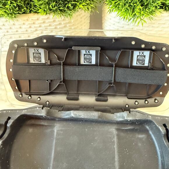 Logitech PSP PlayGear Street Hardshell Case Carrier Games Console Protection - Picture 5 of 5